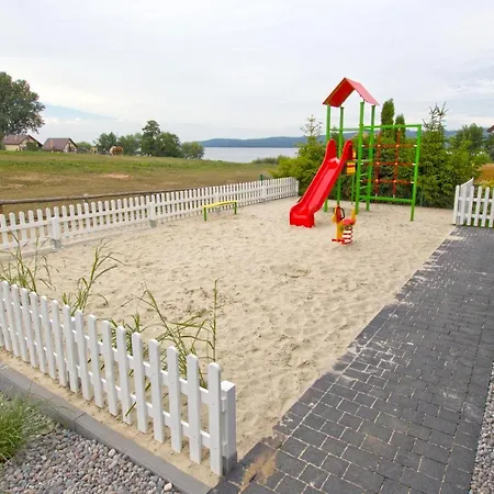 Alojamento de Turismo Selvagem Marina Nadole (Pomerania)