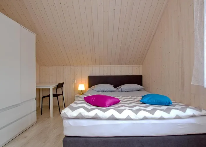 Деревянный коттедж Marina