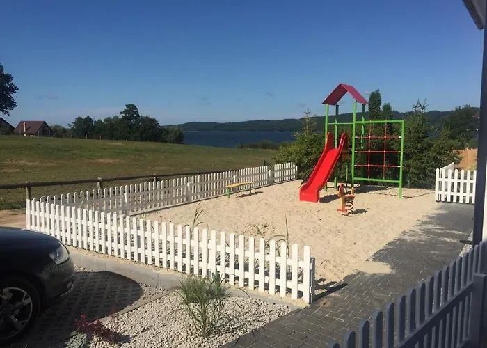 Деревянный коттедж Marina